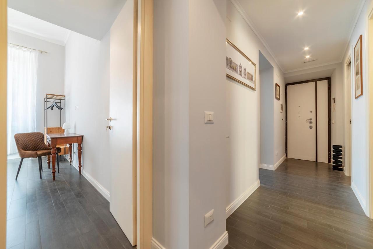 Piazza Del Popolo Apartment With View ローマ エクステリア 写真